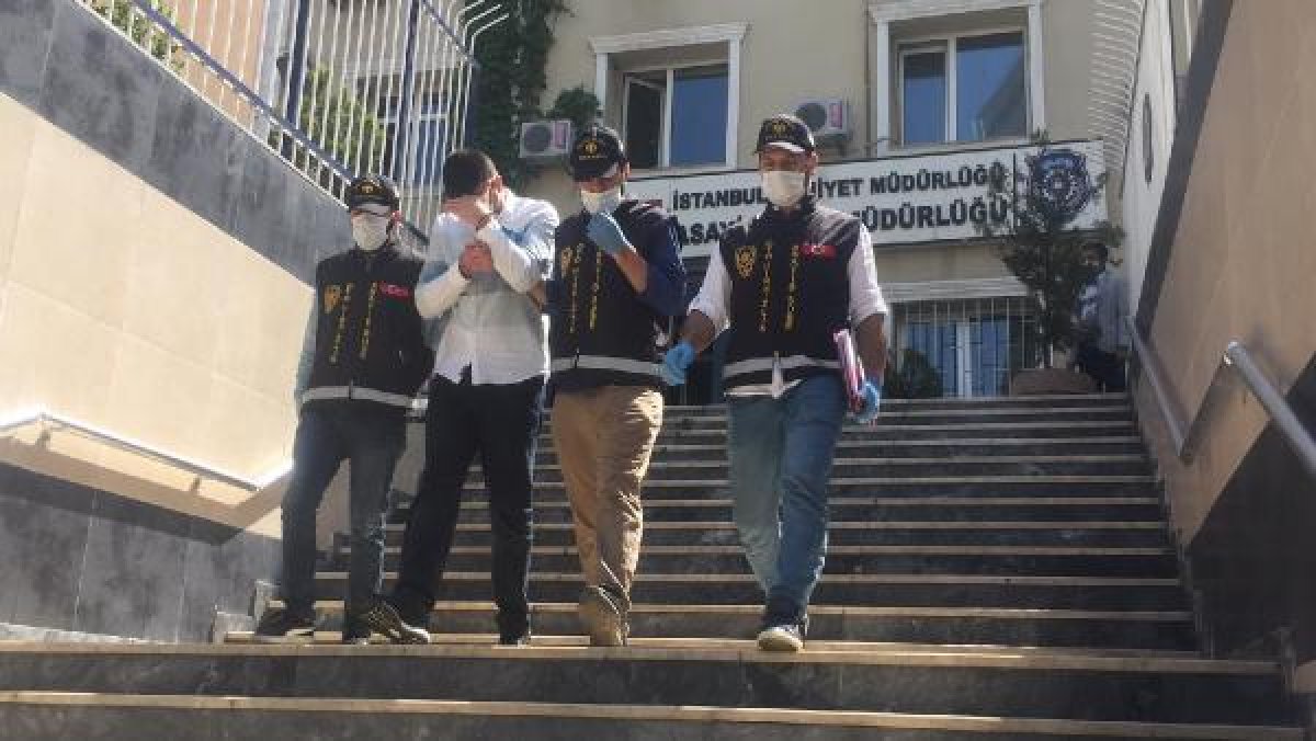 Kadiköy'de otomobil hırsızlarına yapılan operasyon