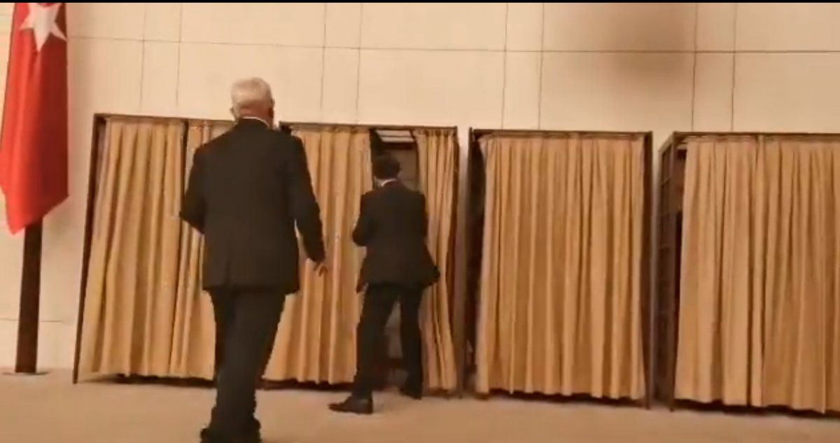 CHP'den Meclis'te Berberoğlu eylemi