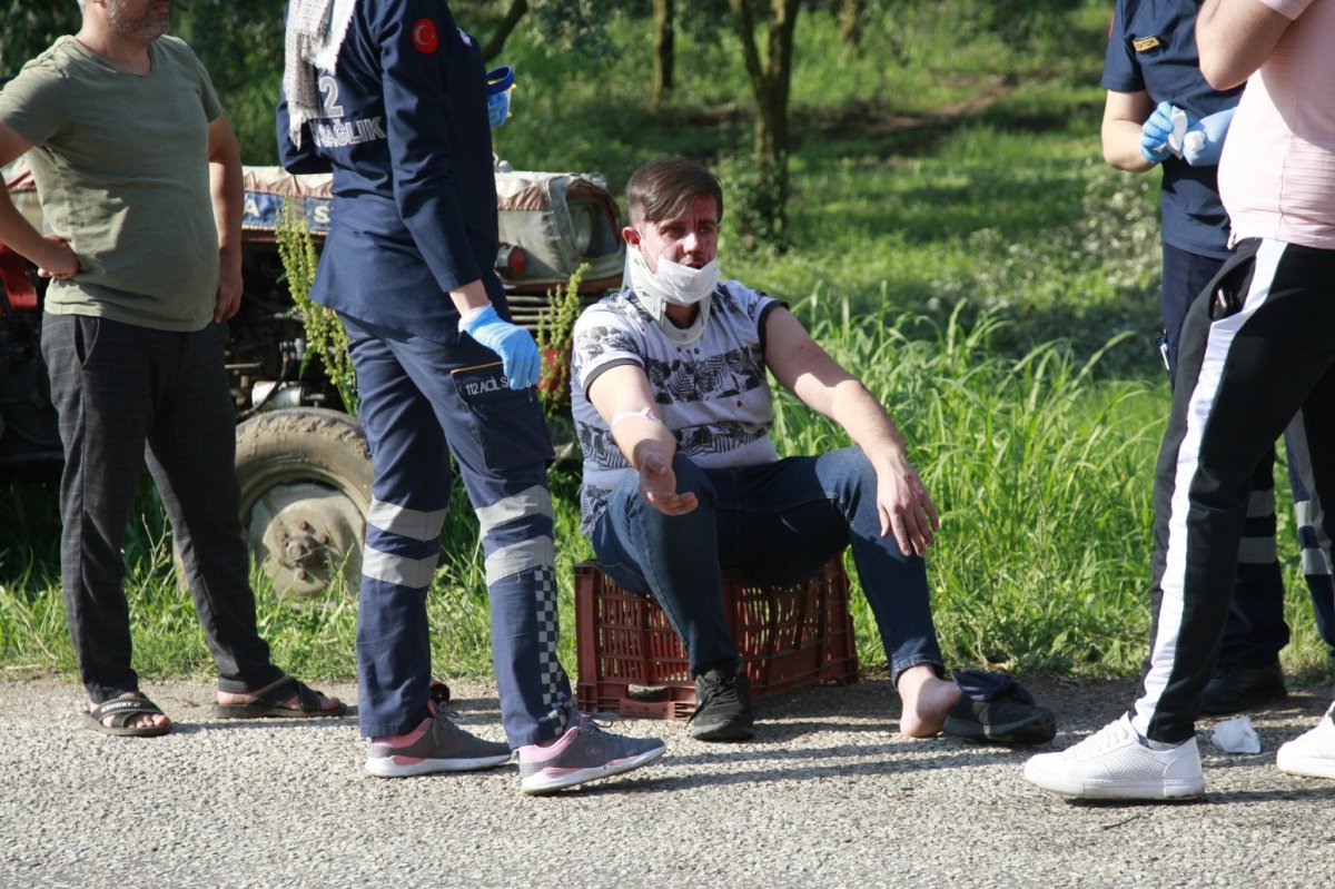 i Bursa'da araçlar kafa kafaya çarpıştı: 3 yaralı