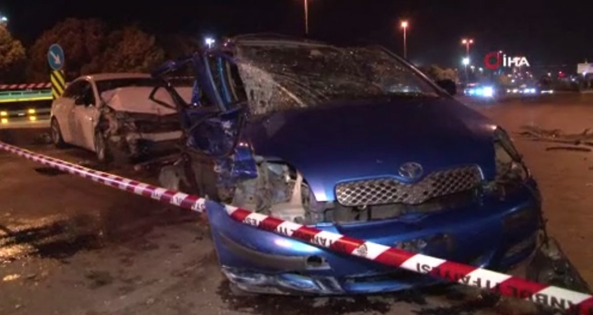 i Pendik'te yürekleri ağza getiren kaza: 3'ü ağır 4 yaralı