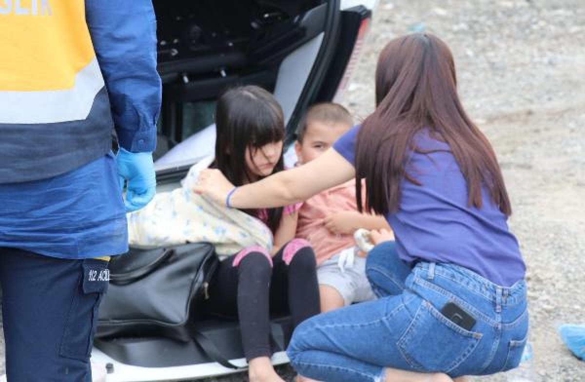 dha Denizli'de araçla takla attılar, yara almadan kurtuldular