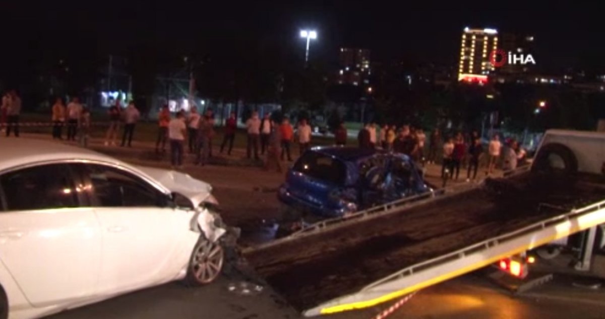 i Pendik'te yürekleri ağza getiren kaza: 3'ü ağır 4 yaralı