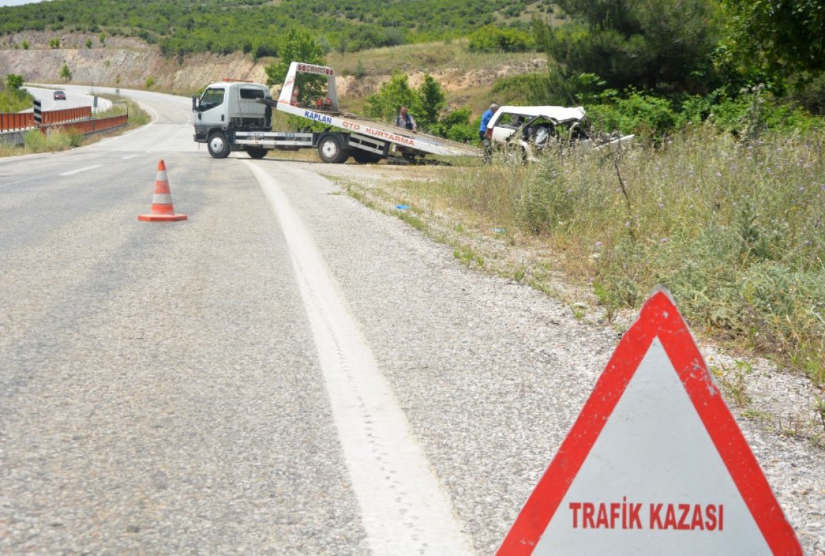 Balıkesir'de katliam gibi kaza: 6 ölü