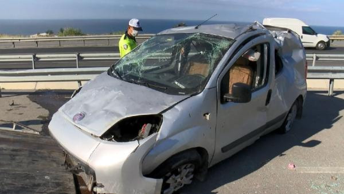 Büyükçekmece'de emniyet kemeri ihmali 2 kardeşi ayırdı