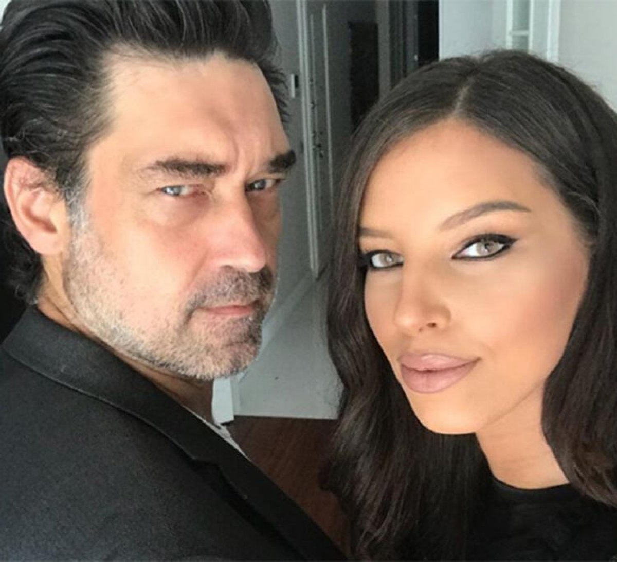 Burak Hakkı, yunan nişanlısını köye götürdü