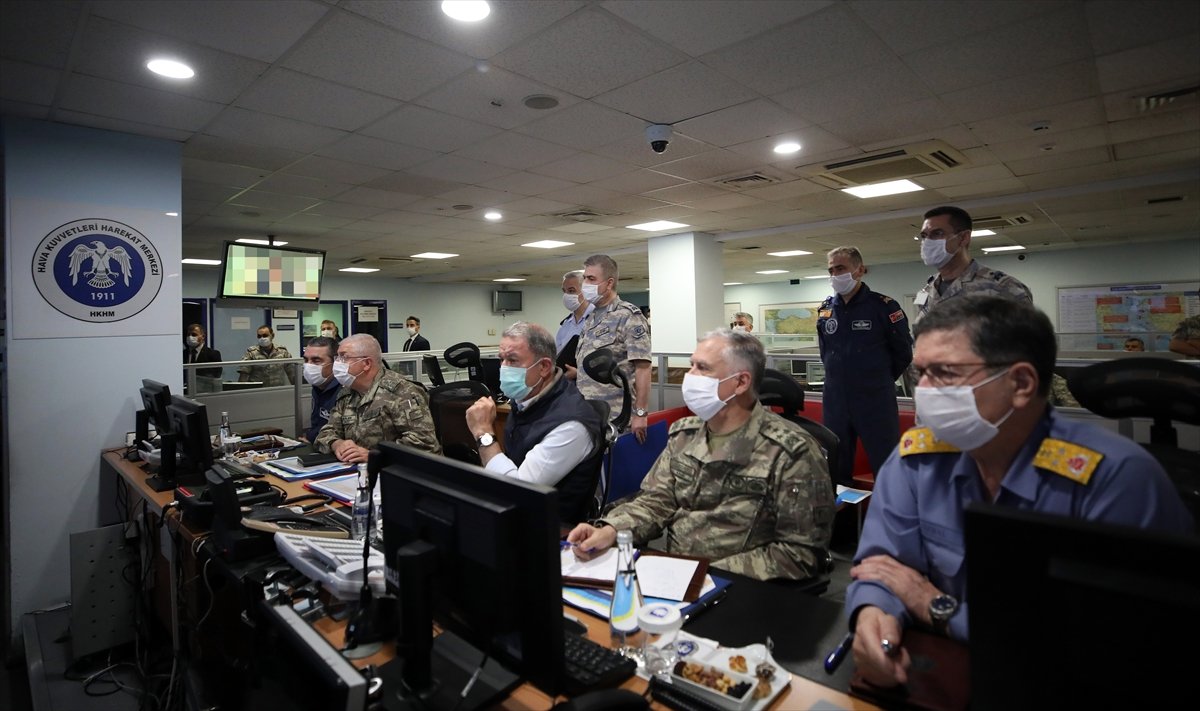 a MSB: Pençe-Kartal operasyonu ile 81 hedef imha edildi