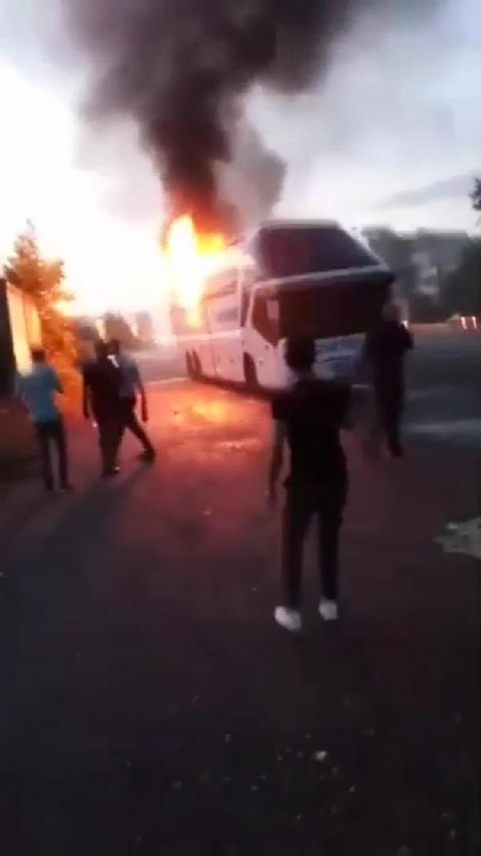 d Zonguldak'ta yolcu otobüsü yandı