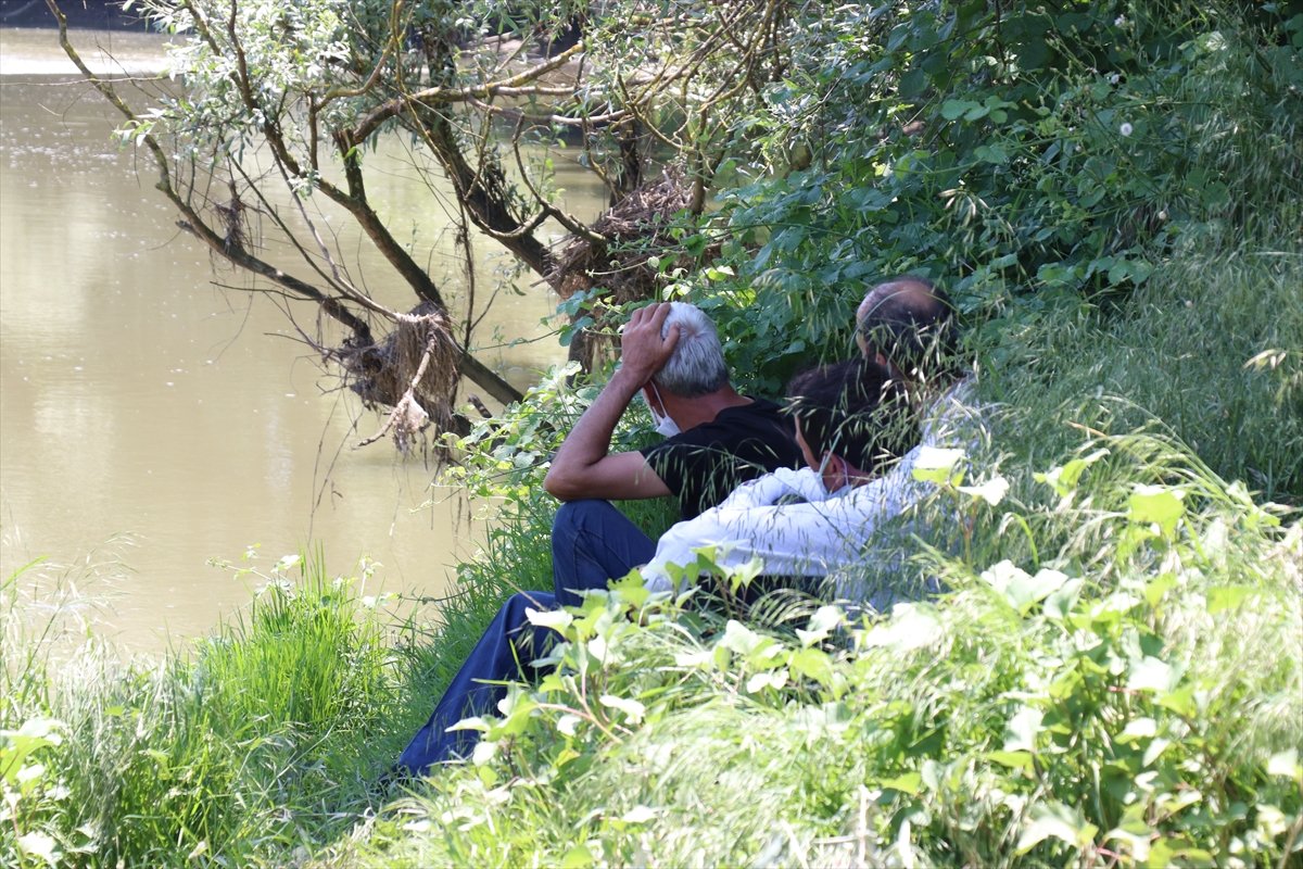 a Sakarya'da nehre giren çocuğun cansız bedenine ulaşıldı