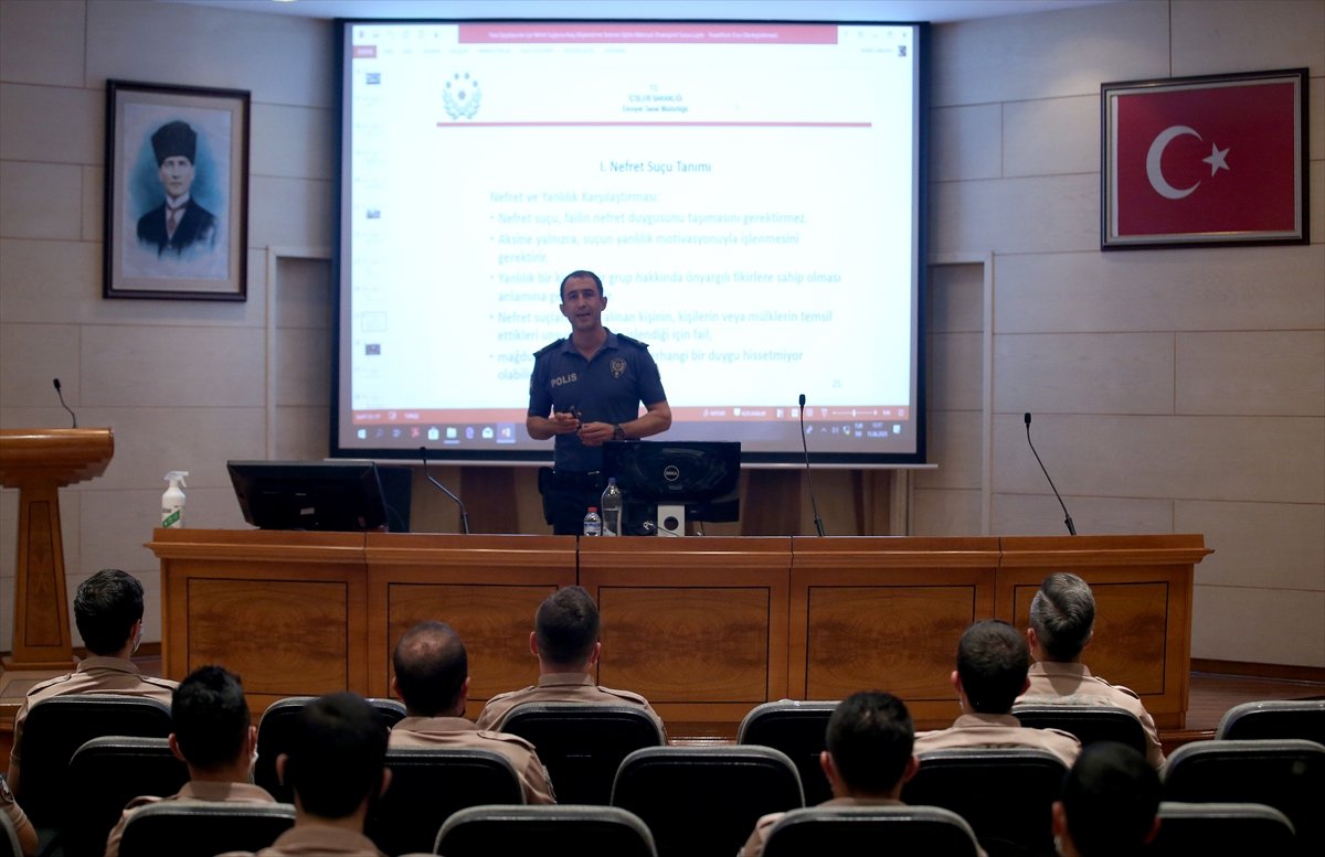 a Çarşı ve mahalle bekçilerine 'geliştirme eğitimi'