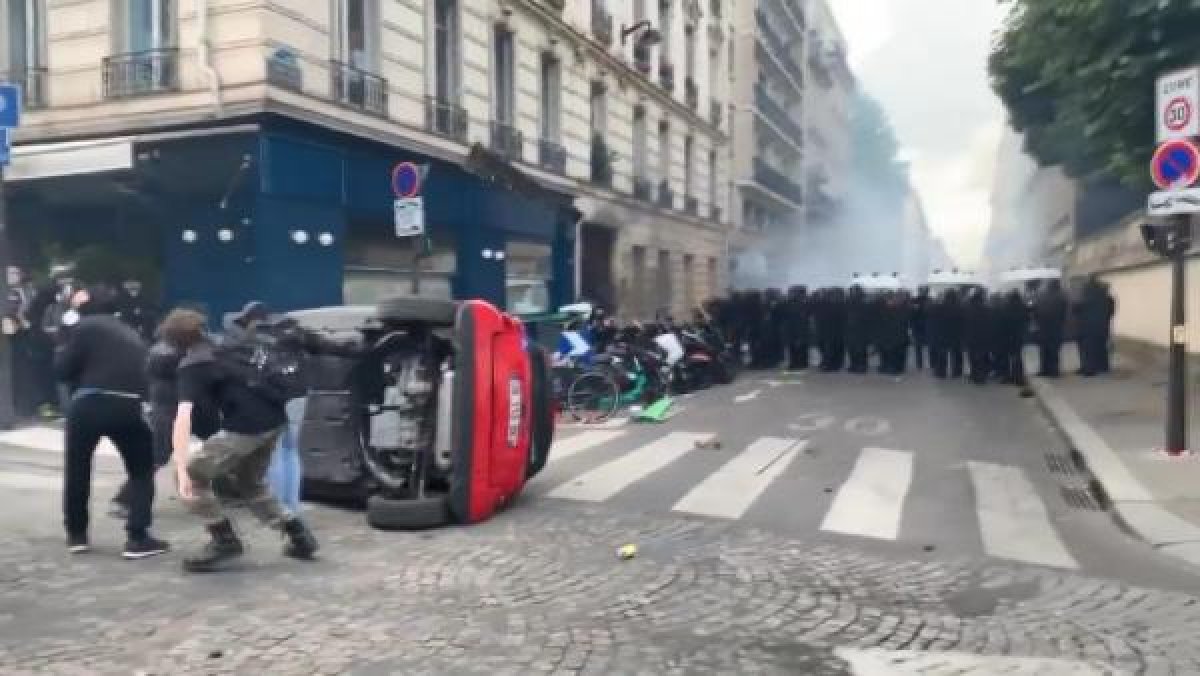 dha Fransa'da sağlıkçıların protestosuna polis müdahalesi