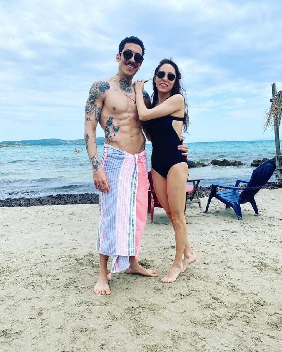 Öykü Karayel ve Can Bonomo tatilde