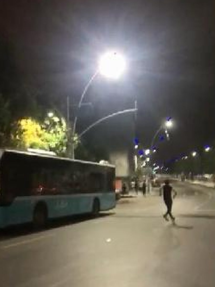 d Sultangazi'de iki grup arasında kavga