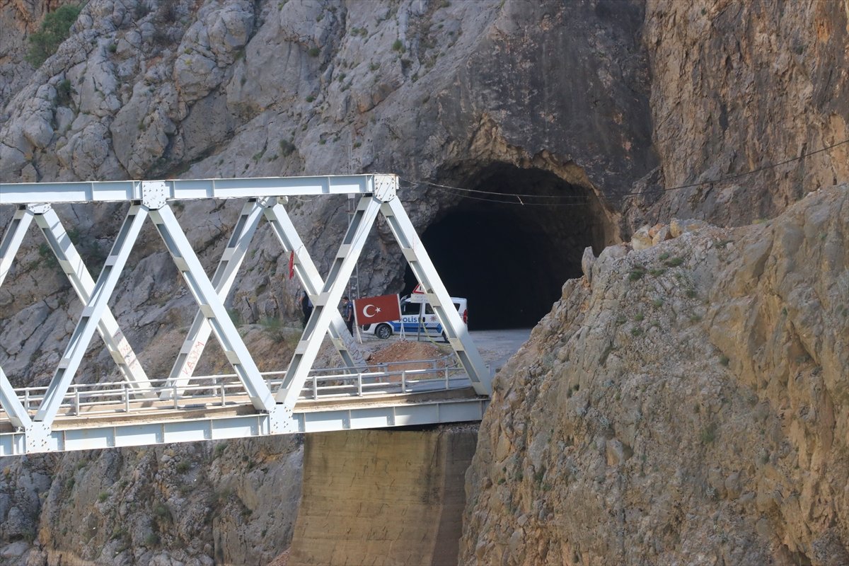 Erzincan'da 5 kişinin öldüğü kaza anı kamerada