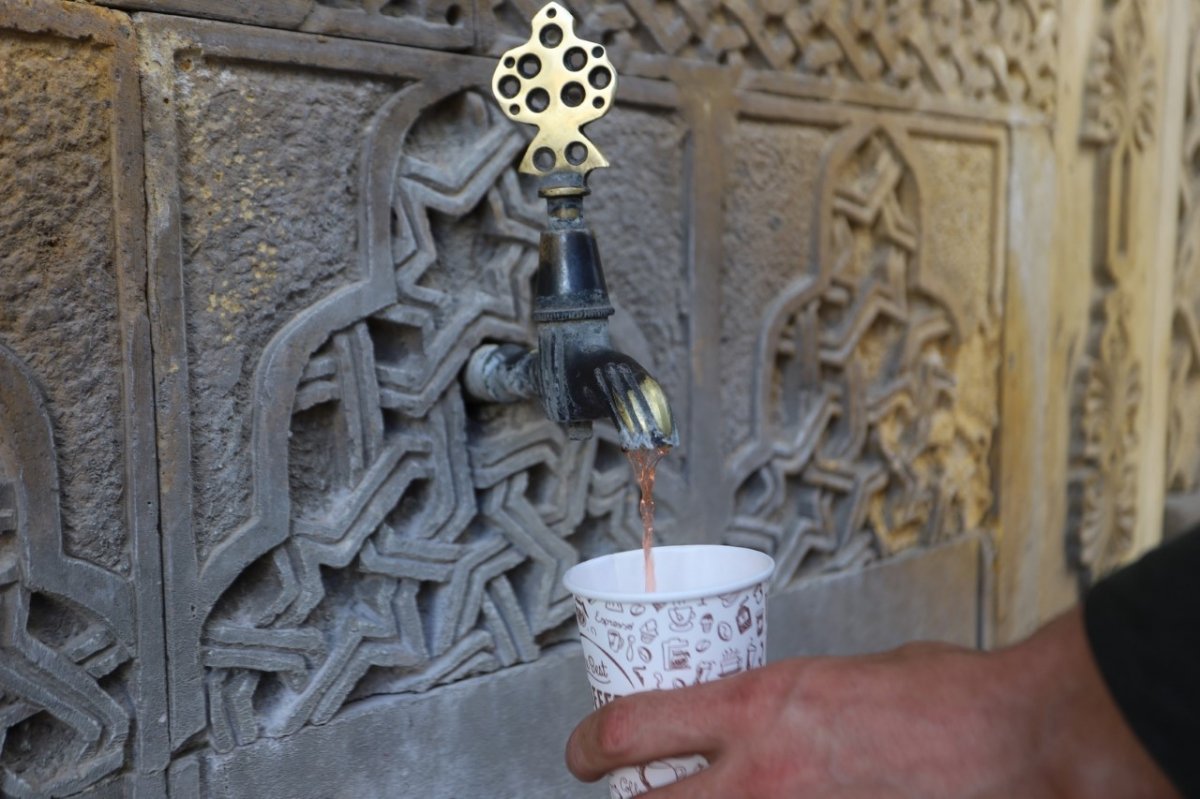 i Nevşehir'de musluklardan şerbet ve limonata akacak