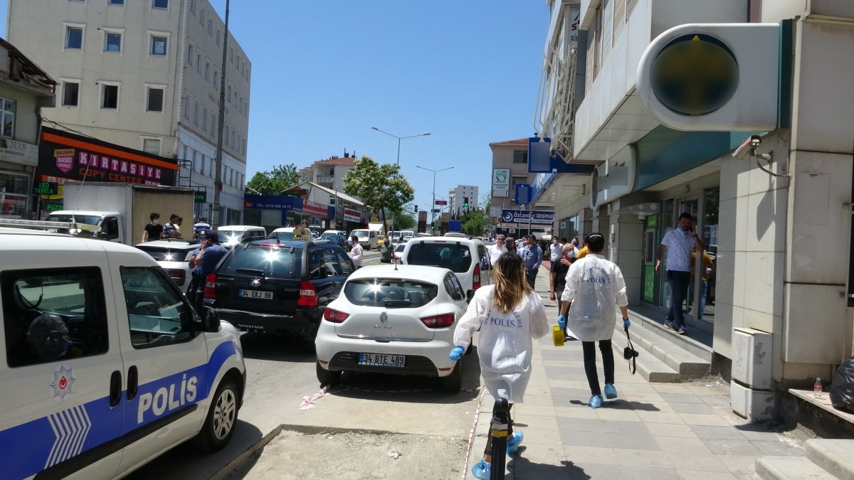İstanbul'da bir şahıs, parasını çalan hırsızları vurdu