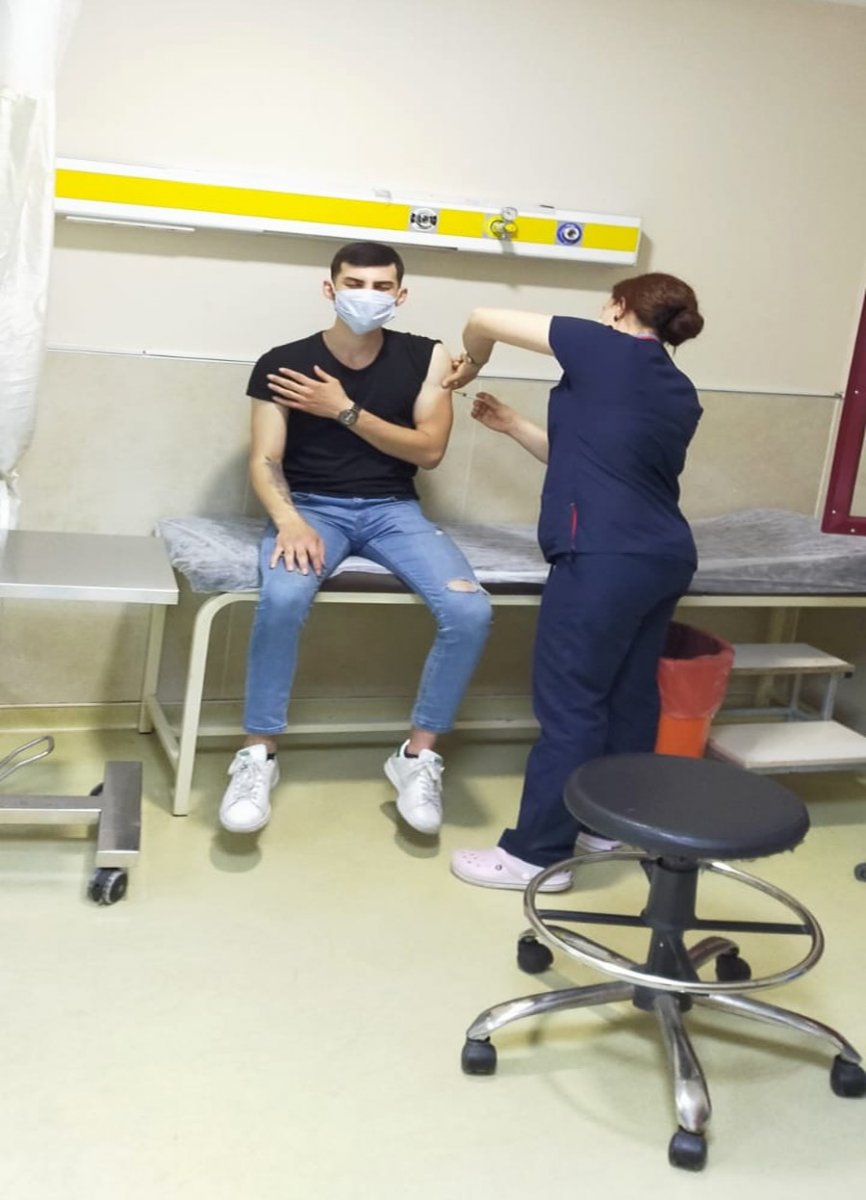 i İstanbul'da kazaya karışan kadın hakim, gençlere saldırdı