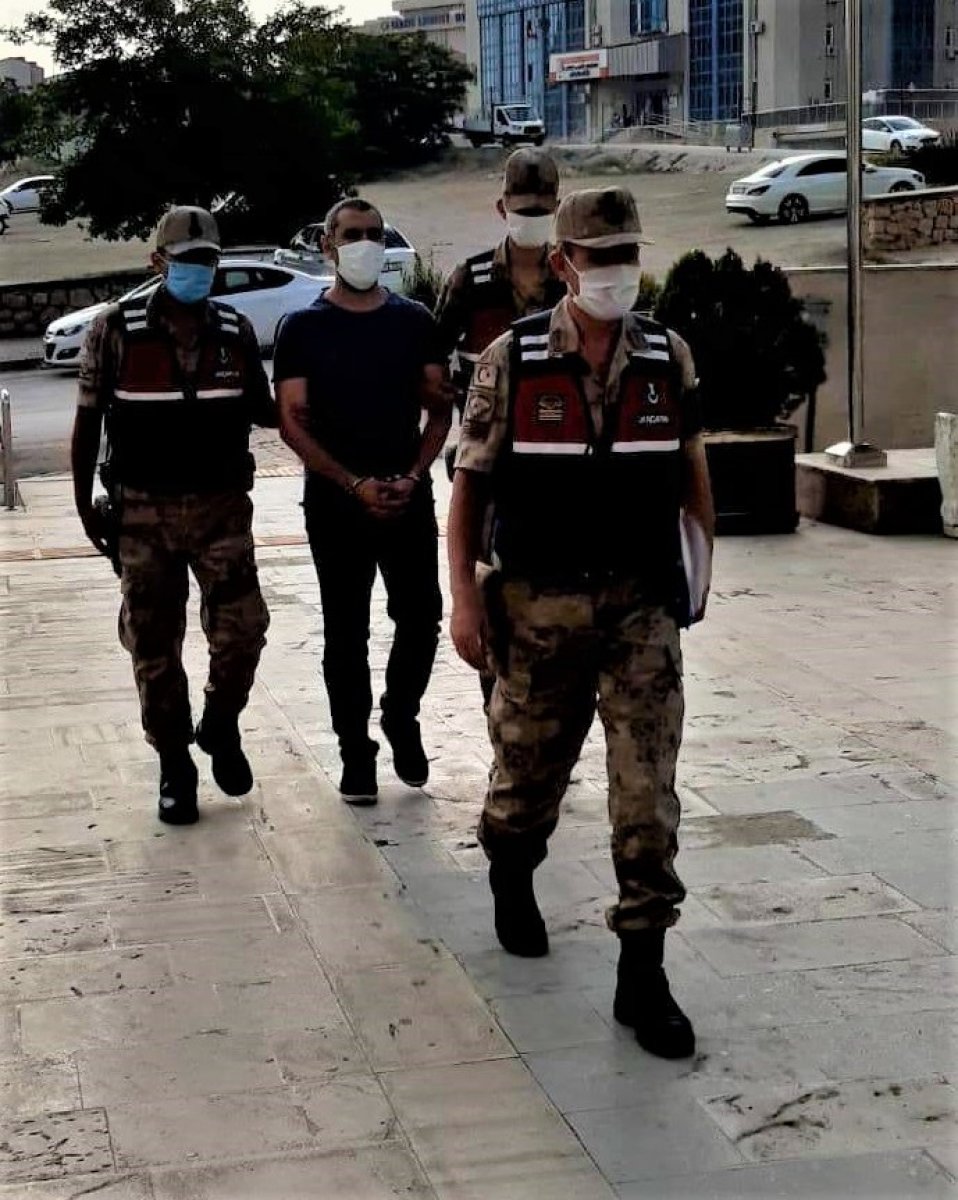 Elazığ'da jandarma hüküm giyen FETÖ'cüyü yakaladı