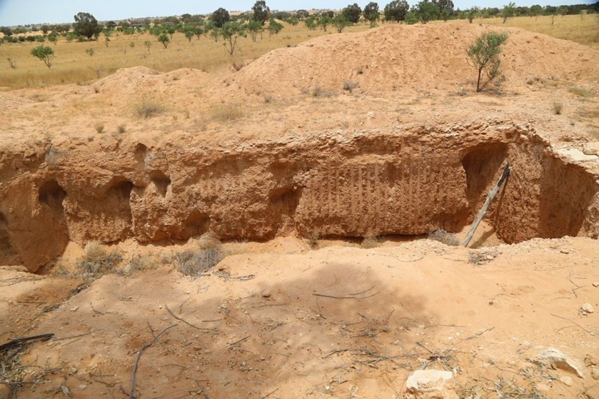 Libya'da bulunan toplu mezarlardan 48 ceset çıkarıldı