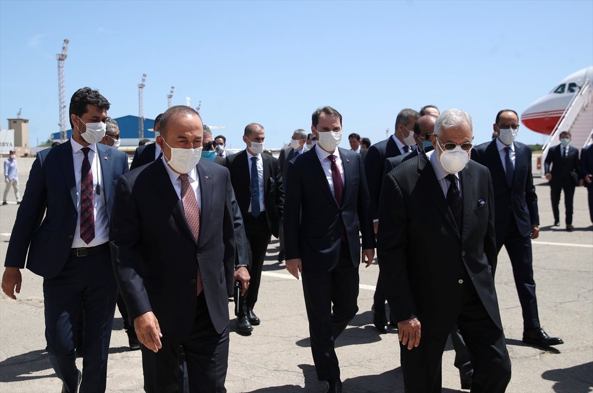 a Türk heyeti Libya'ya gitti