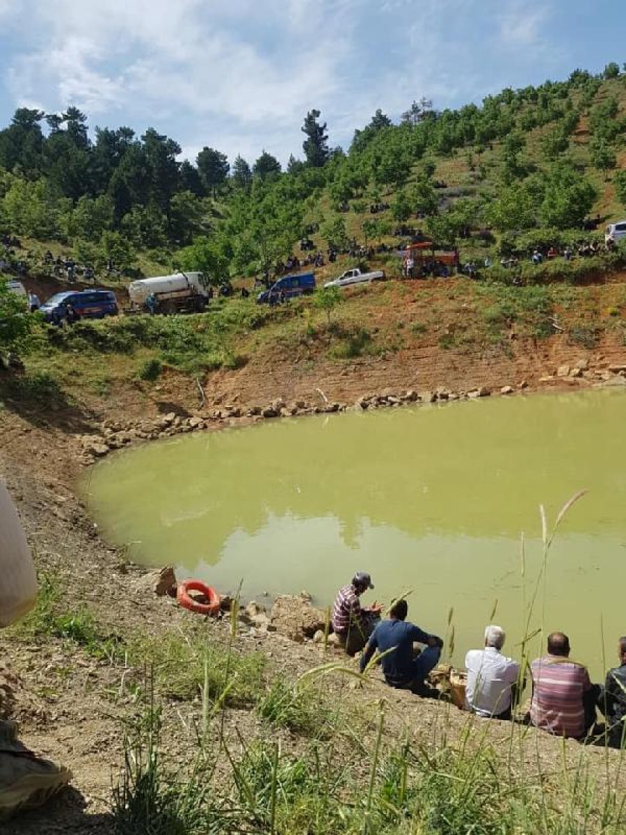 dha Adana'da oğlu gölete düştü sandı, kendisi boğuldu