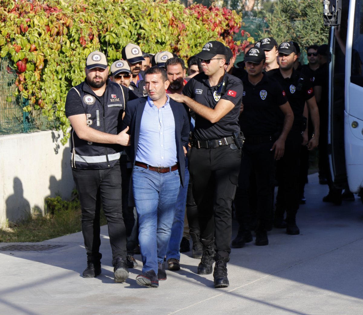 Adana'da polis şehit eden çeteye müebbet istendi
