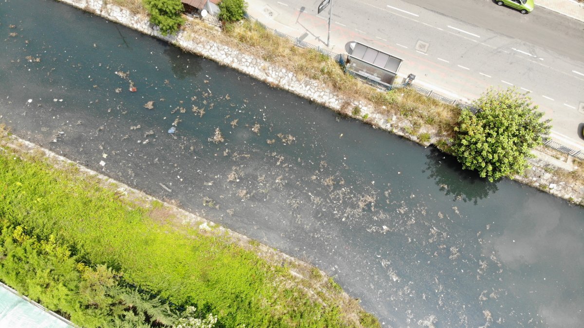 i İstanbul’daki Küçüksu Deresi’nin içler acısı hali
