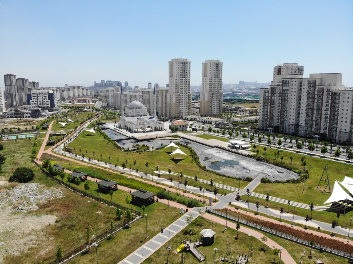 İBB'nin Hoşdere Millet Bahçesi boş ve atıl durumda