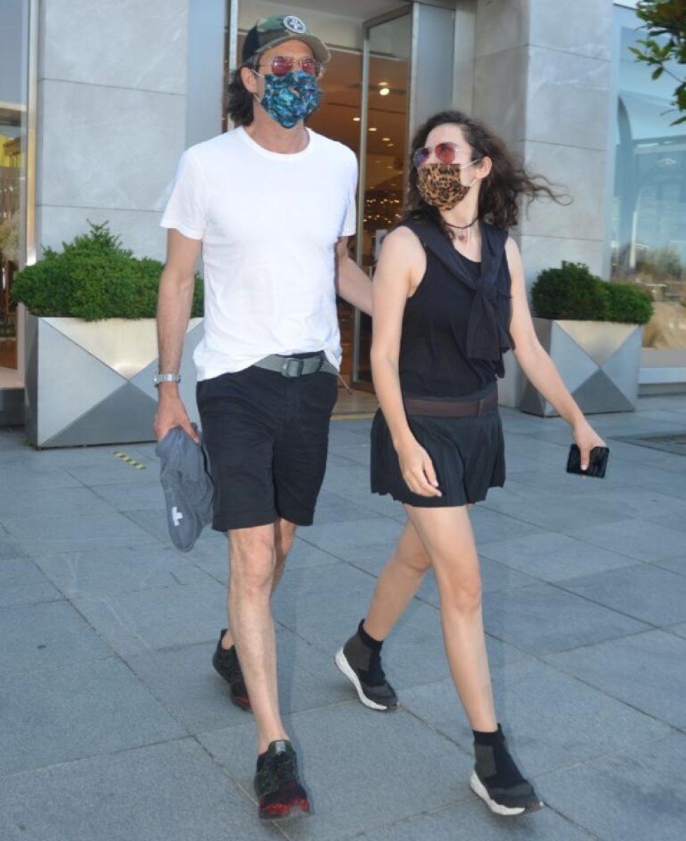 Belçim Bilgin'in sevgilisi Türkiye'de