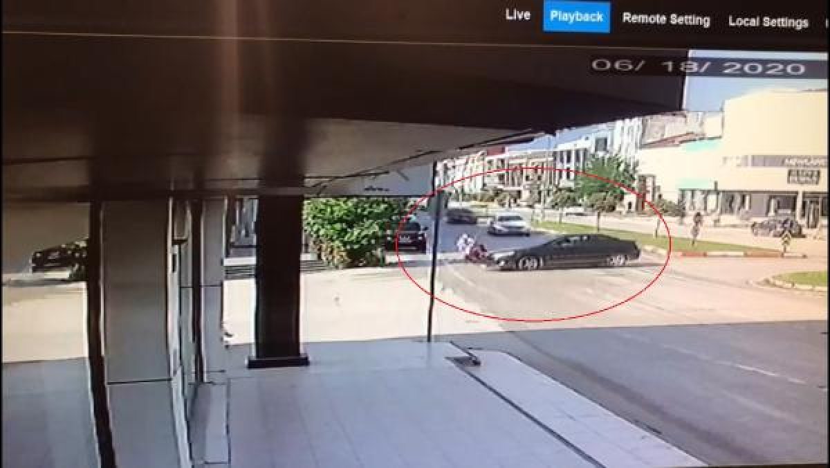 Bursa'da motosikletle otomobil çarpıştı