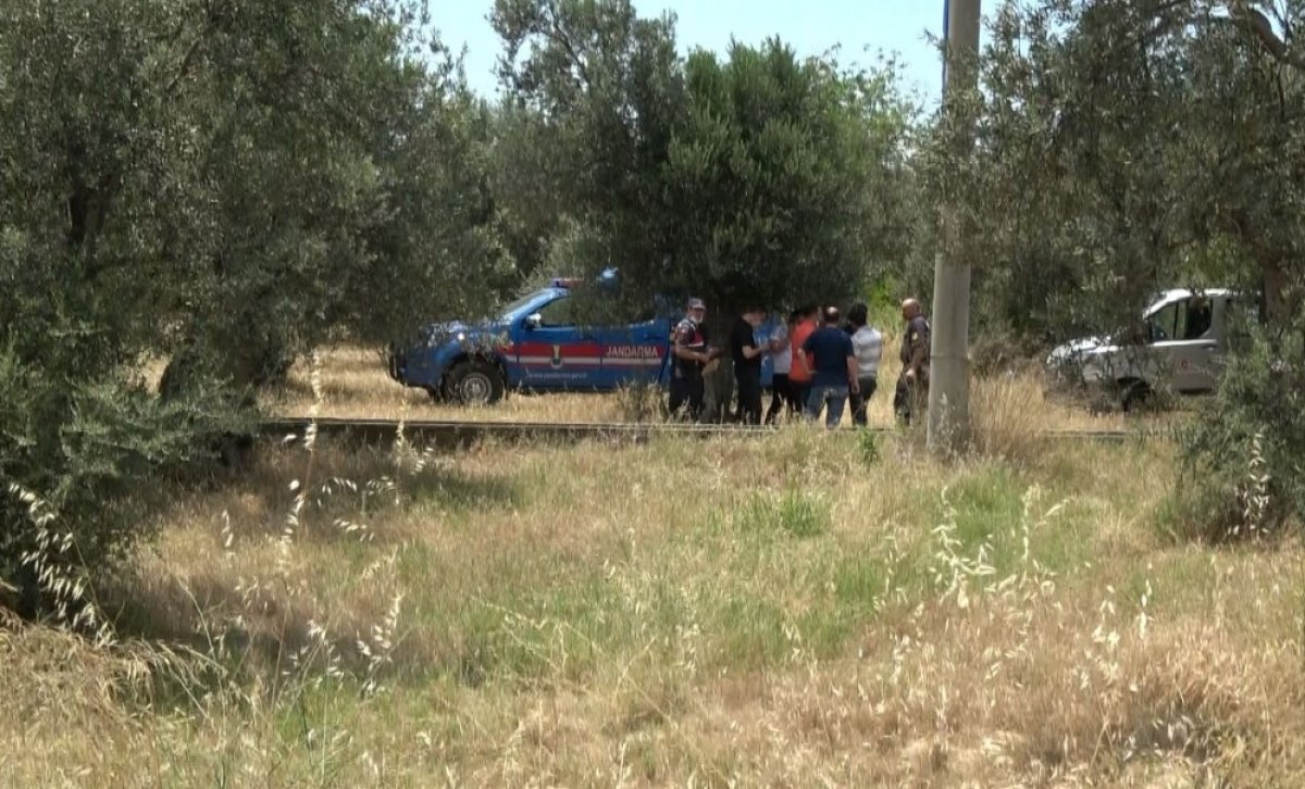 i Balıkesir'de boğazı kesilmiş erkek cesedi bulundu