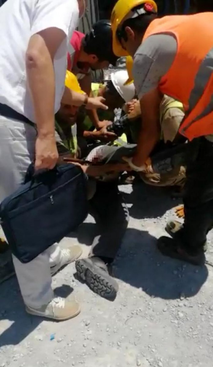 d Antalya'da kalıp ustasına demir ok gibi saplandı