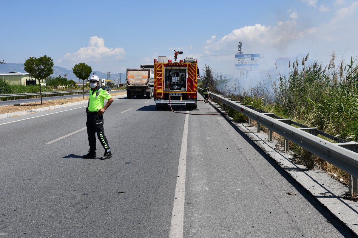 i Söke’deki sazlık alanda yangın çıktı