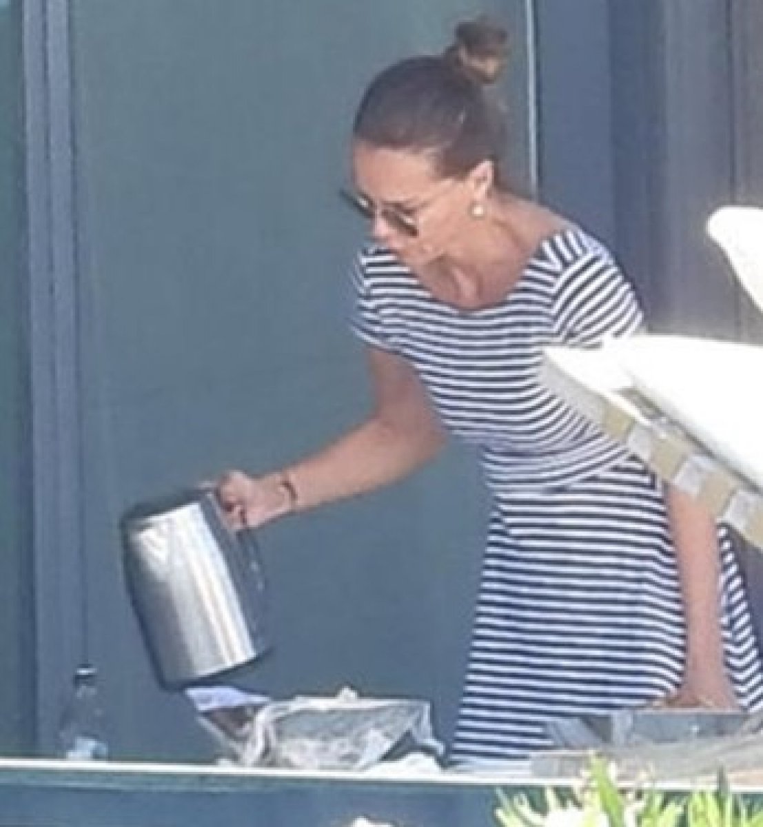 Ebru Şallı tatile çıktı