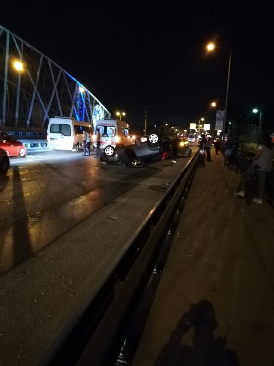 i Bursa'da kontrolden çıkan araç takla attı: 2 yaralı