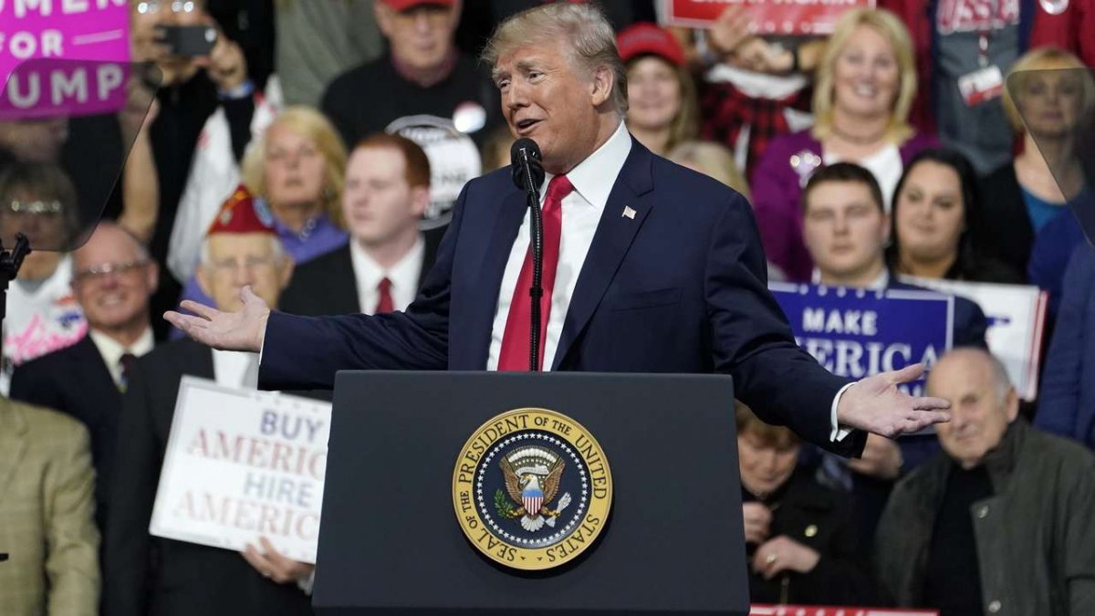 Trump, miting öncesi eylemcileri uyardı