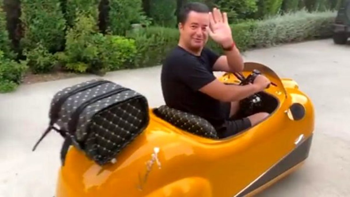 Acun Ilıcalı'nın nostaljik arabası