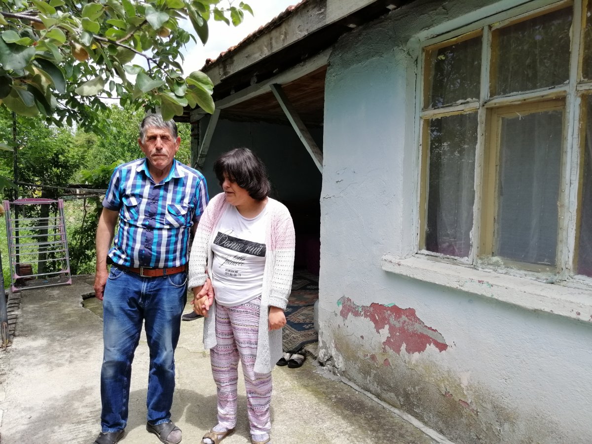 Amasya'da, iki kızına hem anne oldu hem de baba