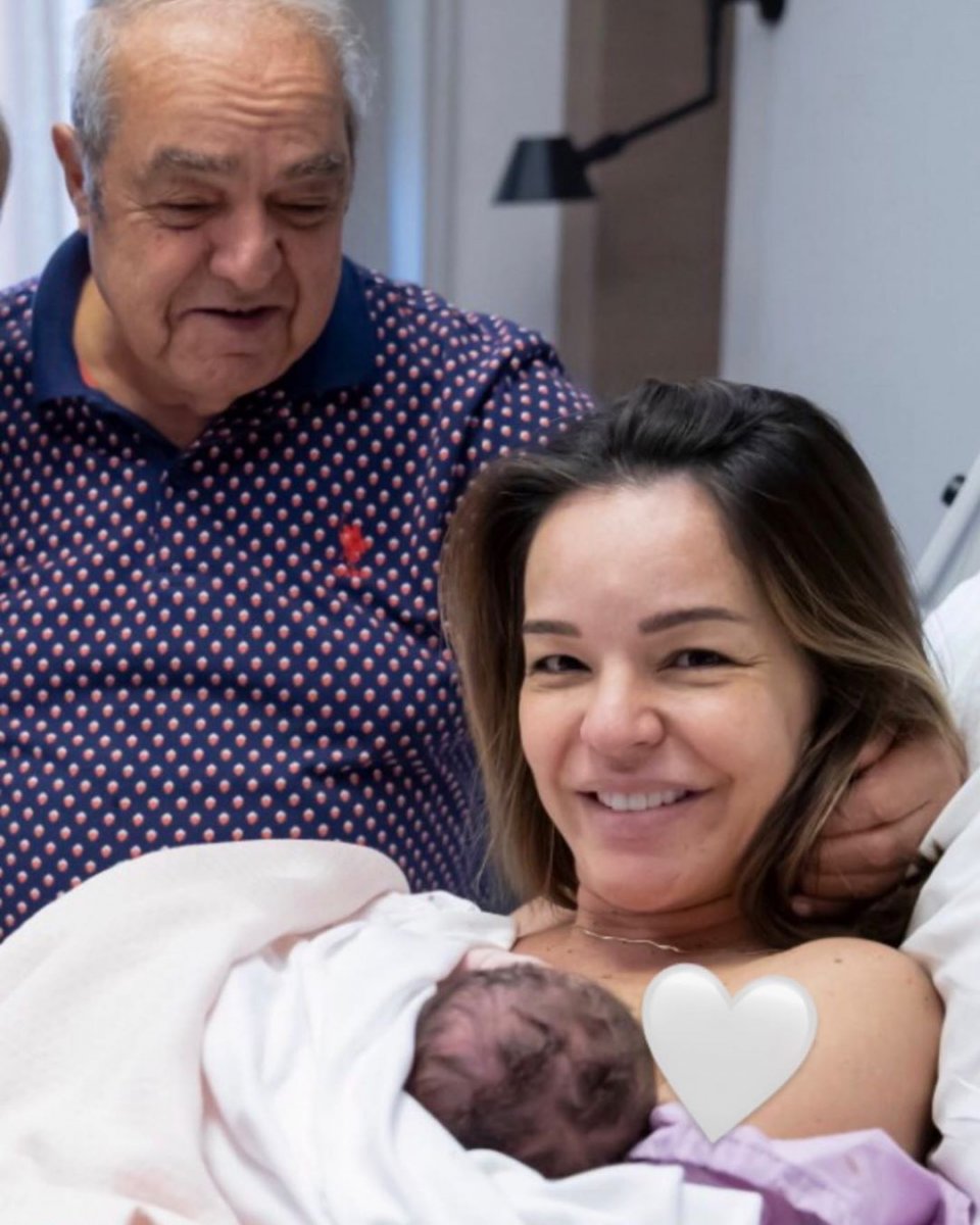 Ünlülerden 'Babalar Günü' paylaşımları