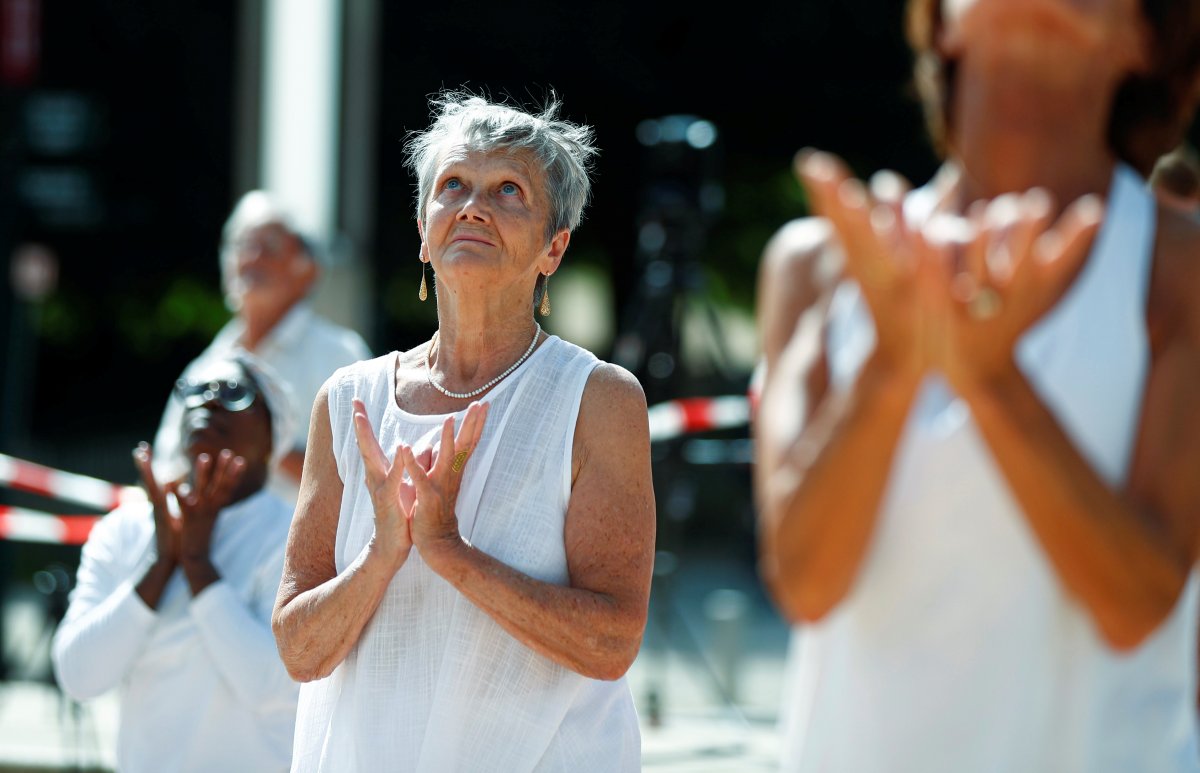 r Dünya genelinde Yoga Günü kutlamaları