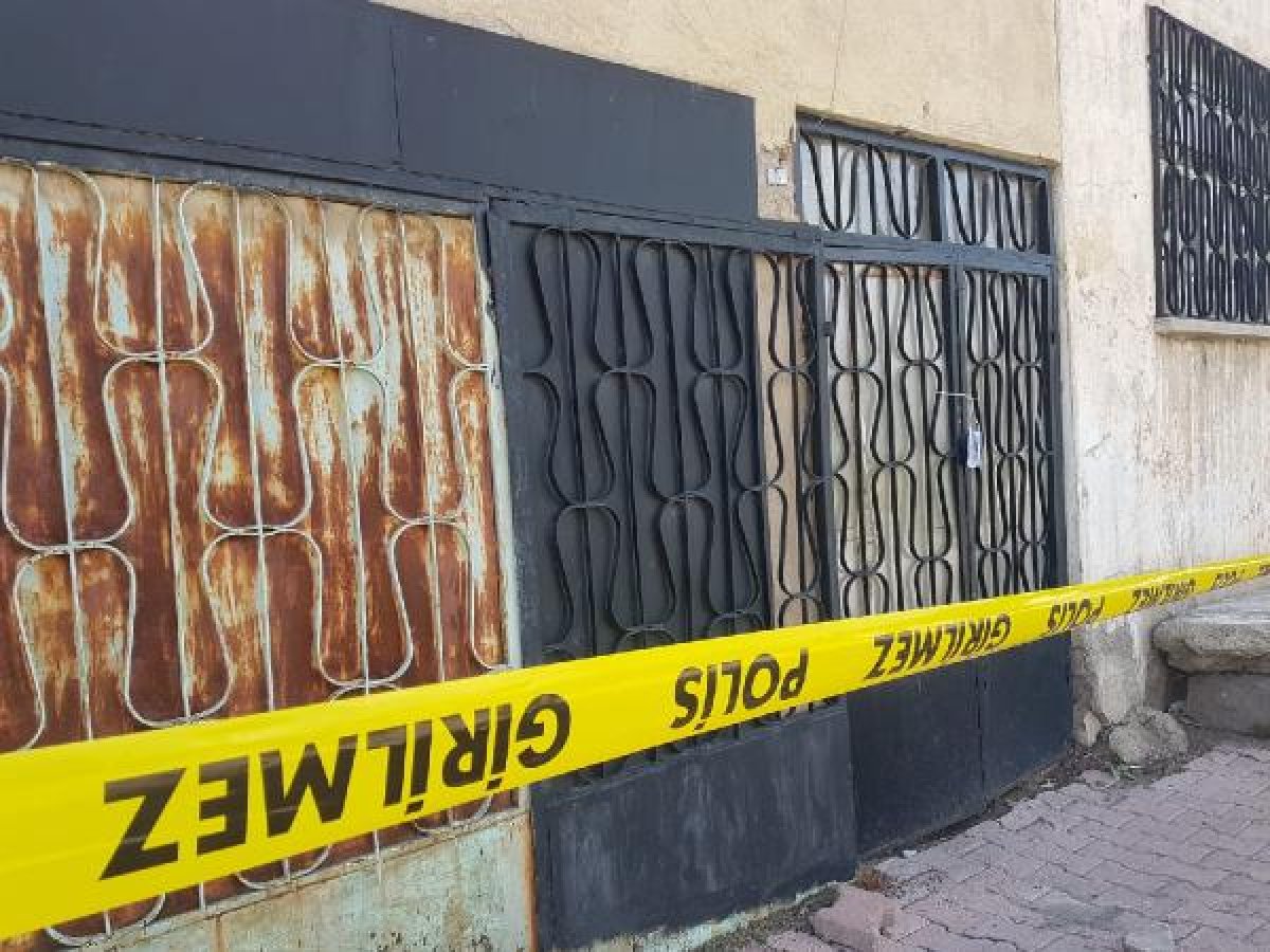 d 3 yaşındaki Alperen'in annesi tutuklandı, katili aranıyor