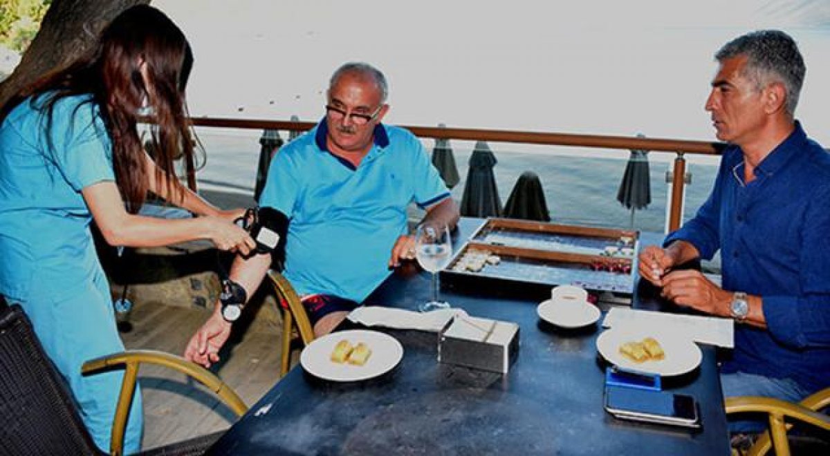 Faik Öztürk, tavlada yenilince fenalaştı