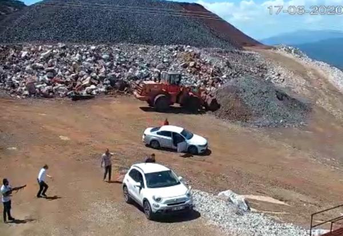 Muğla'da iki avukat pompalı tüfekli saldırıya uğradı
