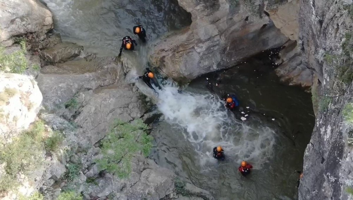 Bursa'daki selde kaybolan Derya aranıyor