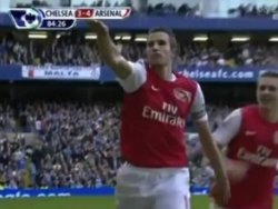 Van Persie Nazi selamı verdi mi