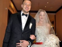 Batuhan Karadeniz dünya evine girdi