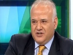 Ahmet Çakar Ersun Yanal'a yüklendi