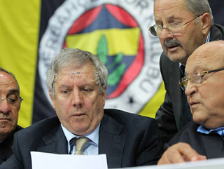 Fenerbahçe Avrupa yolunu açmak için hukuki süreç başlattı