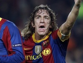 Puyol Barcelona'da kaldı