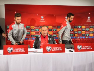 Fatih Terim Letonyalı gazeteciyi fırçaladı