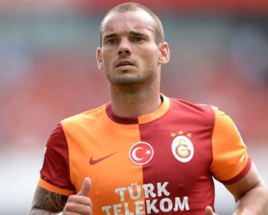 Sneijder'in menajeri Istanbul'a davet edildi
